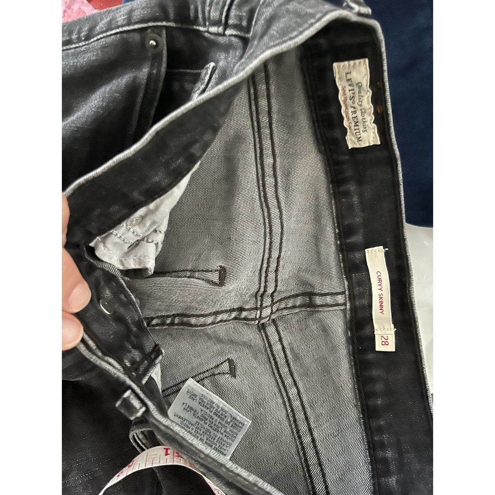 Levi’s Jeans | Curvy Skinny Distressed Gray | Sz 28 - Picture 8 of 9